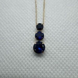 10K Yellow Gold Three Round Blue Sapphire Stones Pendant Necklace 18”